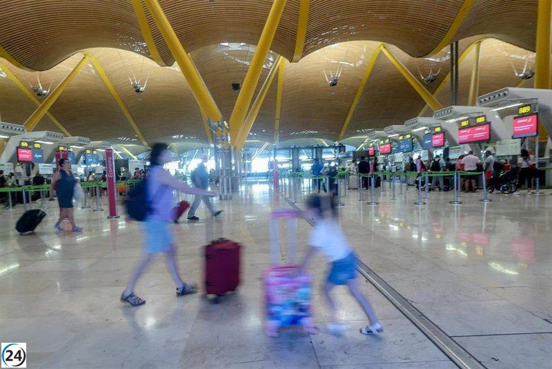 Gobierno instado a aumentar los controles en Barajas por posible brote de viruela del mono.