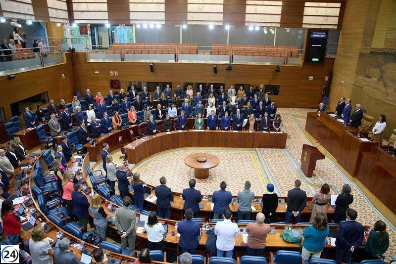 Encuentro tenso entre Ayuso y la oposición en el Pleno tras las disputas en la comisión de Begoña Gómez