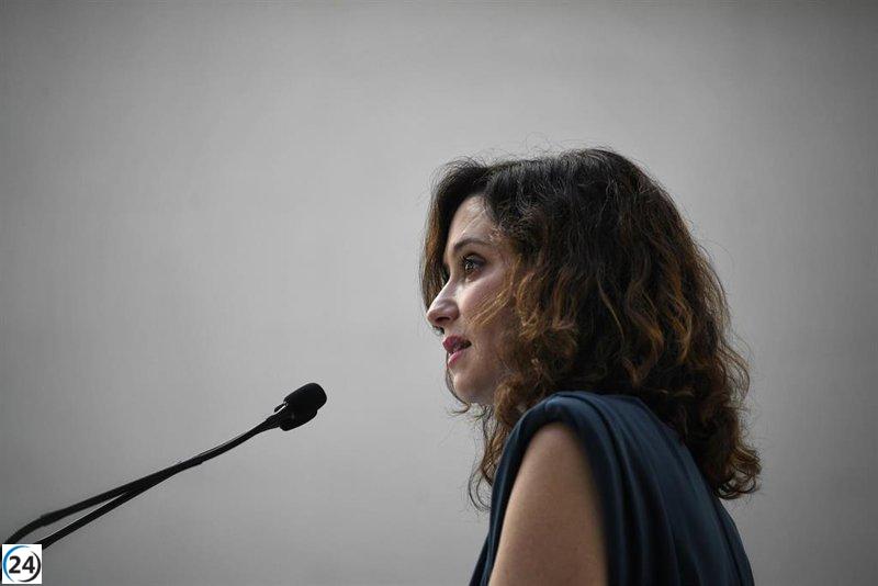 Ayuso elige no hablar sobre la DANA y se enfoca en apoyar en medio de la emergencia: 