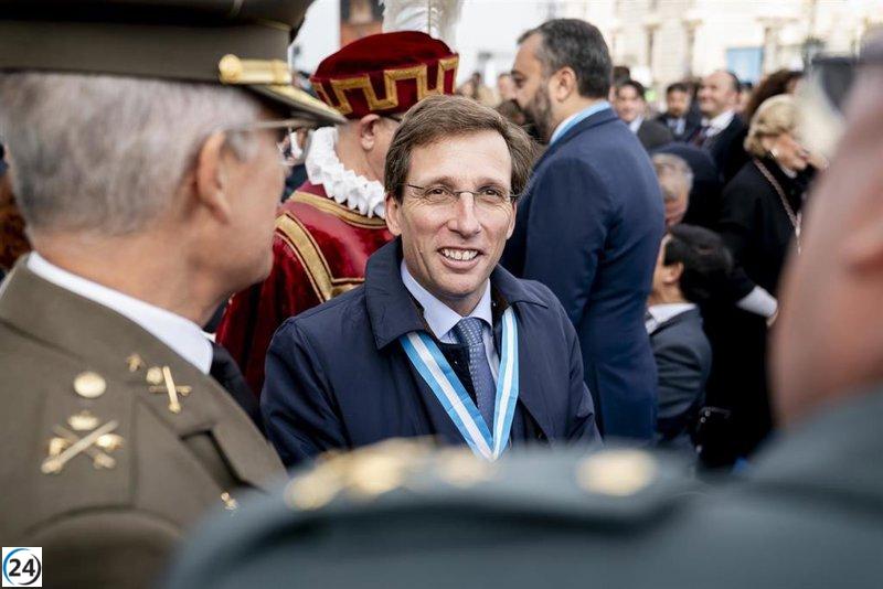 Almeida insta a Mazón a continuar su labor por la normalidad y solicita paciencia ante las explicaciones en Les Corts.