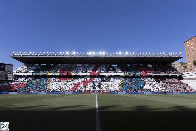 Inician el martes las renovaciones en el Estadio de Vallecas.