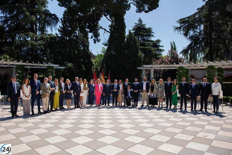 Almeida podría mantener su mayoría absoluta con un 49,7% de los votos, mientras el PSOE superaría a Más Madrid.