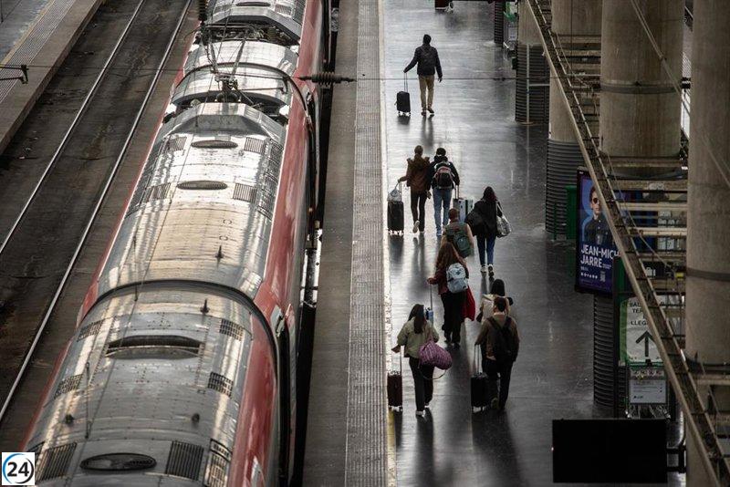 Cercanías Madrid operará en horario nocturno para atender a los viajeros afectados por el robo de cable.