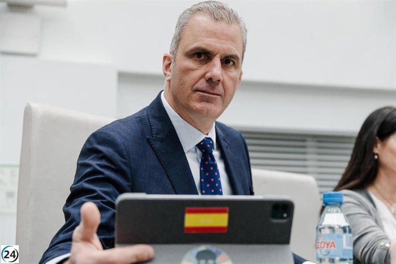 Almeida recrimina a Ortega por la apatía ciudadana ante la mayoría del PP y le lanza un contundente 