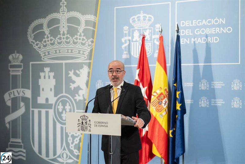 El delegado del Gobierno critica al PP por su enfoque dañino hacia la migración.