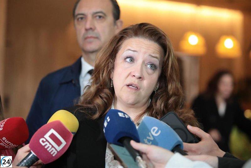 La Comunidad rechaza con desprecio las denuncias de racismo tras el cierre del centro de refugiados en Pozuelo.