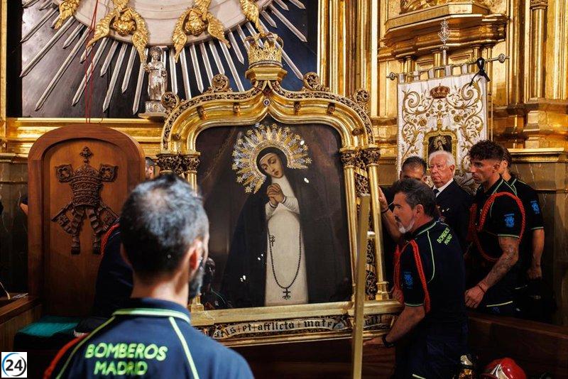 La Paloma, patrona de los bomberos, se presenta en un verano de intensos incendios.