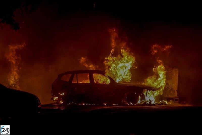 Un incendio en un garaje de Fuencarral deja a una persona con intoxicación leve.
