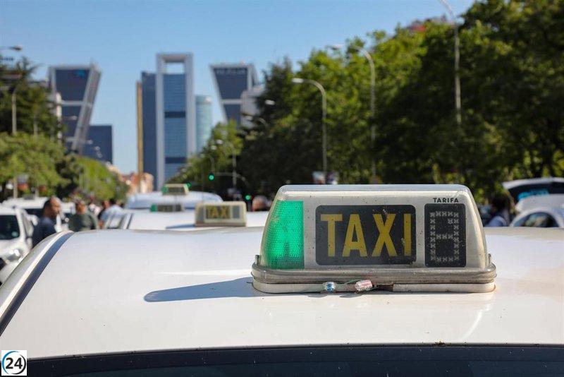 Cibeles debate esta semana la ordenanza que impulsará el 5% de eurotaxis en la ciudad.