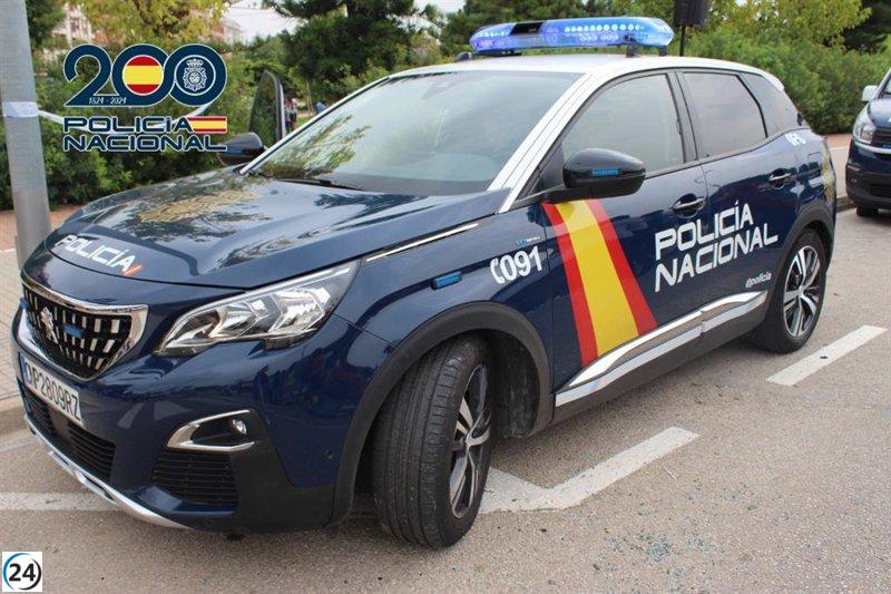 Arrestan en Madrid a un hombre por intentar embestir a policías con una furgoneta sustraída.
