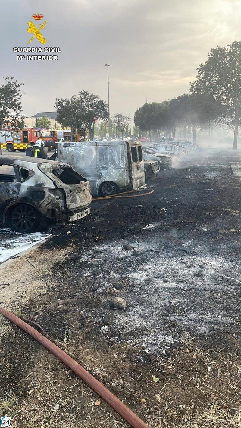 Arrestan a dos personas por incendio en el aparcamiento de intu Xanadú en agosto.