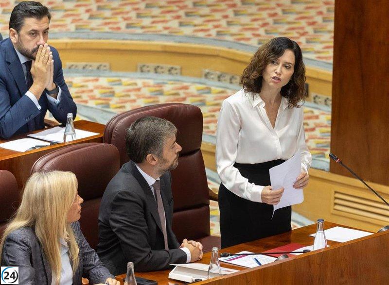 Ayuso solicita a la izquierda que no incomode al Rey, mientras el PSOE critica su 