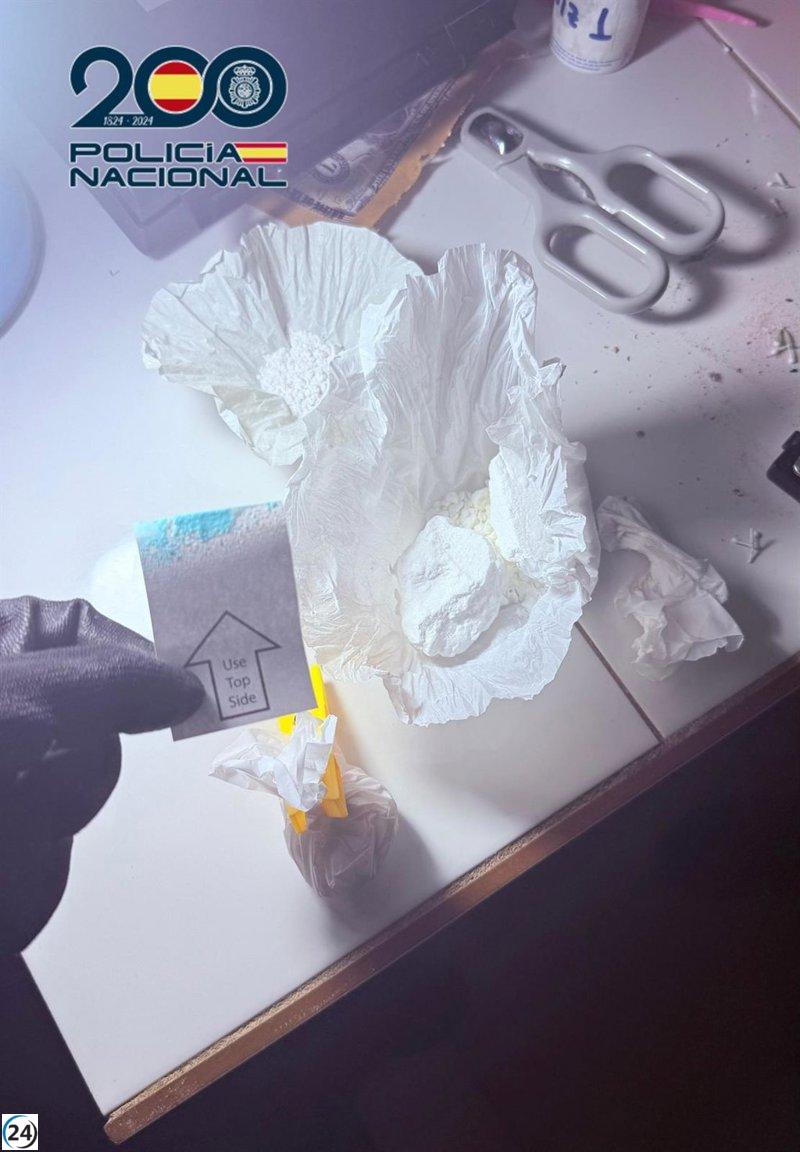 Desarticulan un narcobunker en la Cañada Real Galiana y arrestan a seis personas.