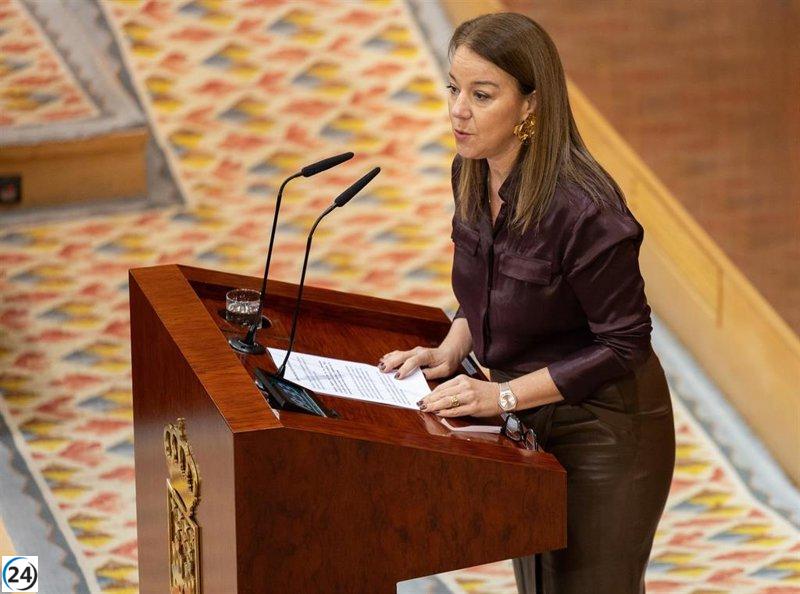 Vox presenta 900 propuestas para modificar los Presupuestos, centradas en migración, vivienda y salud.