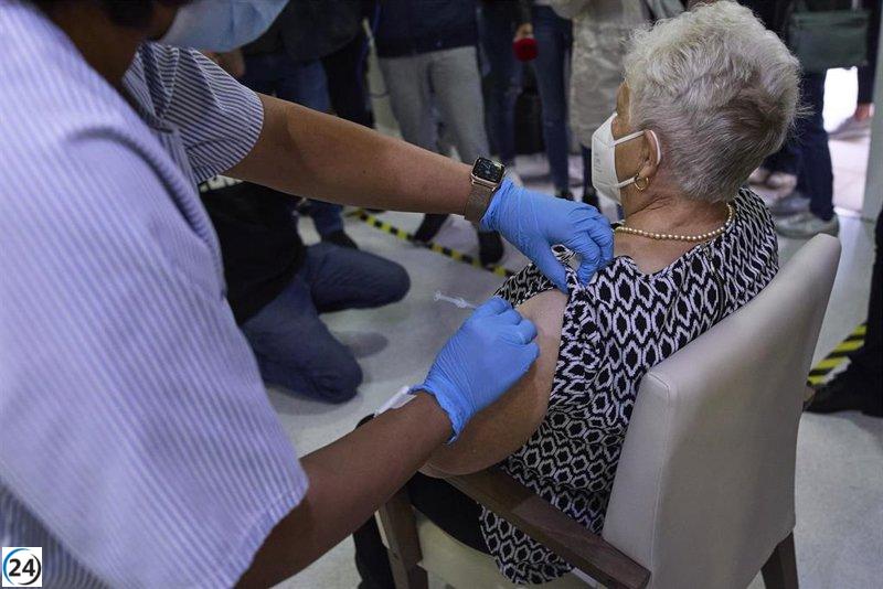 Propongan mascarillas en residencias de Madrid para salvaguardar la salud de los ancianos ante la gripe.