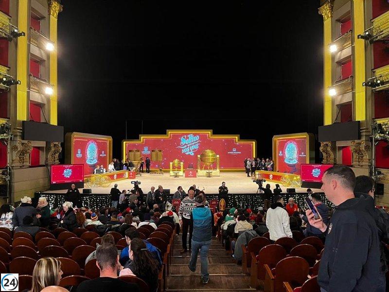 El segundo premio, el 70.048, se distribuye en la calle Barquillo, dejando 247,5 millones de euros en alegrías.