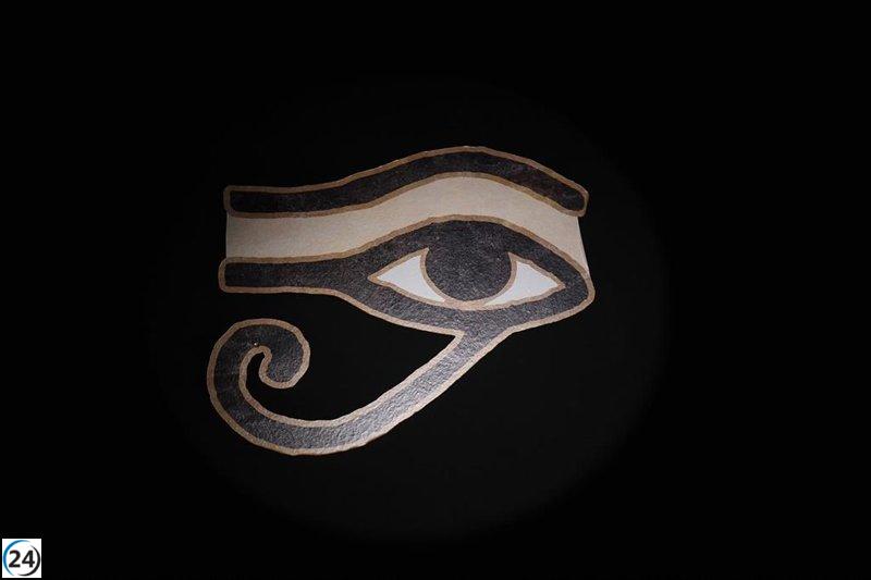 Casi 400 jóvenes participan en 'Madrid Xplora', un programa que recompensa el rendimiento escolar con un viaje a Egipto.