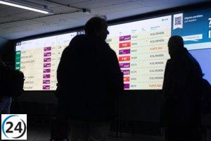 Atocha enfrenta demoras de más de una hora por un tren varado que obstruye las vías.