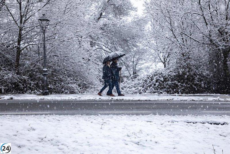 Aemet mantiene alerta amarilla por nevadas en la Sierra y reactivará la advertencia el domingo.
