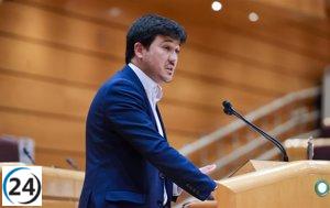 Pablo Perpinyà (MM) renuncia a su cargo tras obtener una cátedra en la Universidad de Extremadura.