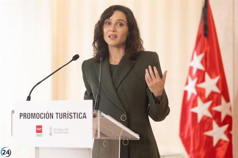 Ayuso demanda transparencia en Adamuz y critica al Gobierno por su búsqueda de justificaciones.