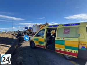 Conductora sufre lesiones serias tras volcar múltiples veces en la A-5, Móstoles.