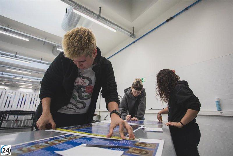 El PSOE revela que apenas 18 estudiantes de FP pública realizan prácticas en el Ayuntamiento de Madrid.