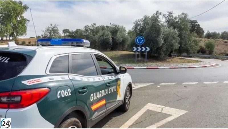 Proponen penas de hasta 51 años para tres guardias civiles implicados en robos durante operativos.