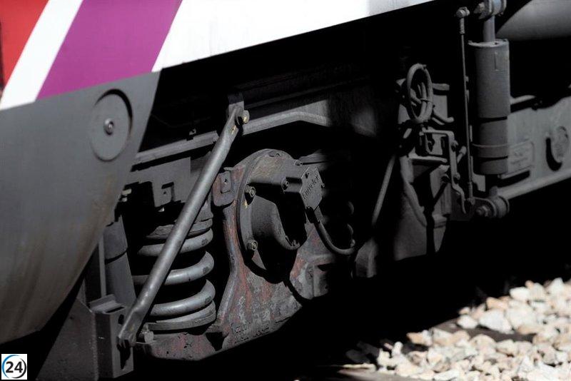 Incendio en tren en Leganés provoca demoras en Cercanías C5.