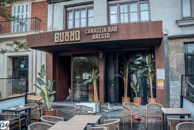 Juez investiga incendio en restaurante de Manuel Becerra.