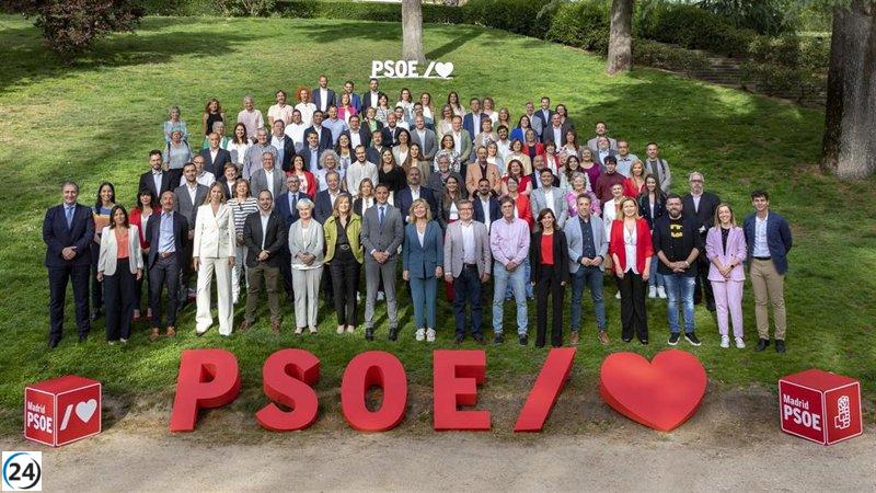 PSOE presenta lista paritaria con 34 alcaldes para Presidencia de la Comunidad.