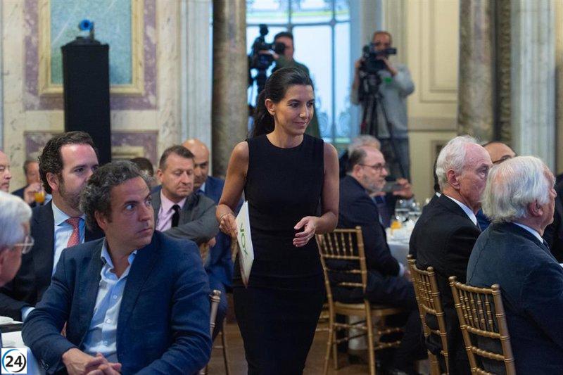 Vox critica el pago del gobierno regional a sindicatos comunistas en lugar de mejorar salarios de médicos y profesores.