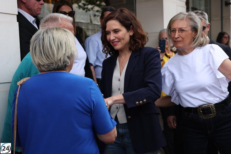 Ayuso critica a Bolaños por intentar boicotear el acto de Sol.