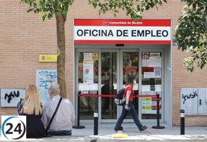 El desempleo disminuye en un 1,97% en Madrid en abril, con 6.215 personas menos.