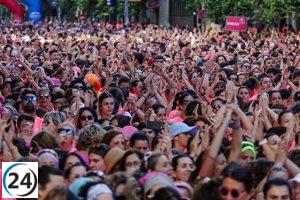 Más de 32.000 mujeres corren en Madrid para la lucha contra el cáncer de mama.