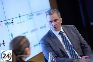 Ortega afirma que la presencia de Vox en Cibeles evitará que Almeida engañe a la ciudadanía.