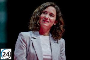 Ayuso propone medidas de movilidad y más becas para unir España mediante la Educación.