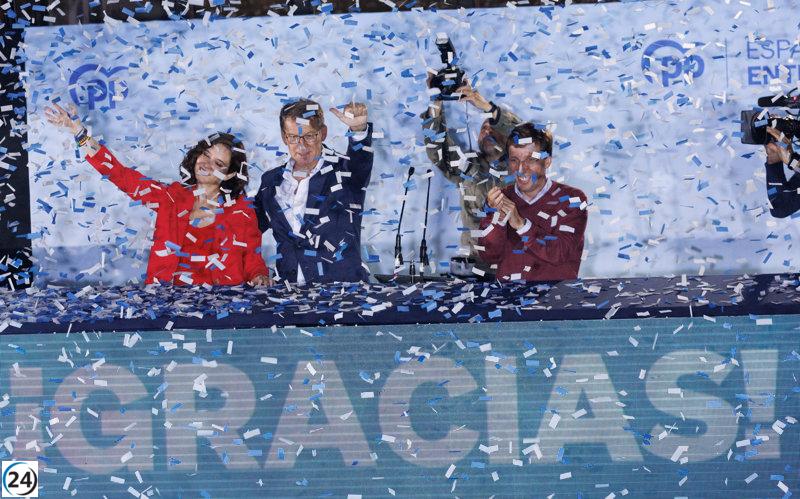 Ayuso celebra la victoria del PP y anima a Feijóo a dar el siguiente paso.