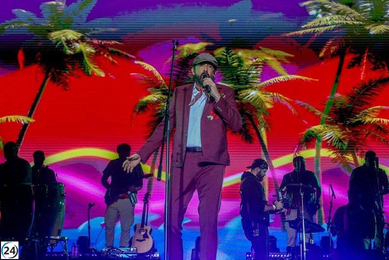 Juan Luis Guerra hace bailar a multitud en festival Río Babel con 18.000 asistentes.