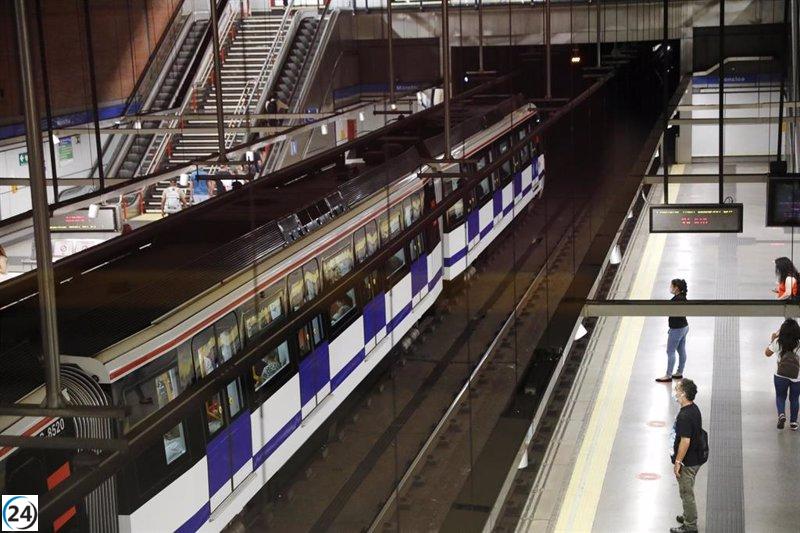 Transporte público en Madrid registró un aumento significativo de usuarios en julio: un 41,9% más en la EMT y un 17,4% en el Metro.
