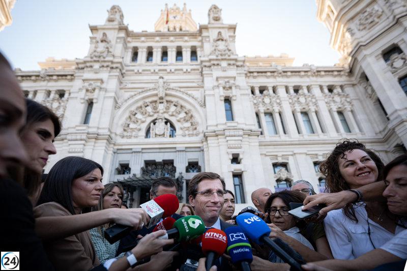 Almeida cuestiona la postura de Más Madrid sobre Israel y su enfoque político.