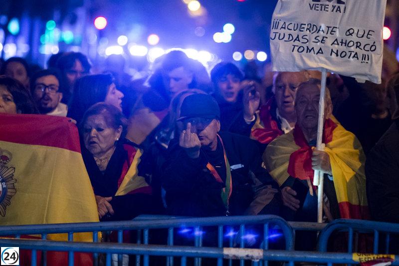 Masiva movilización en Ferraz contra la amnistía: miles de manifestantes se unen en su decimoquinta jornada de protestas