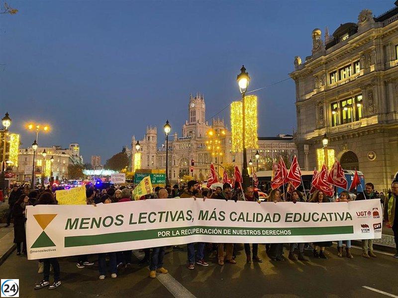 Sindicatos logran apoyo masivo para reducir horario lectivo en la Comunidad de Madrid