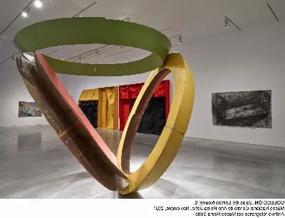 Recorre las salas del Museo Reina Sofía