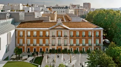 Admira la arquitectura del Museo Thyssen-Bornemisza